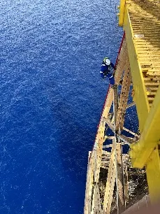 Rope access offshore 1