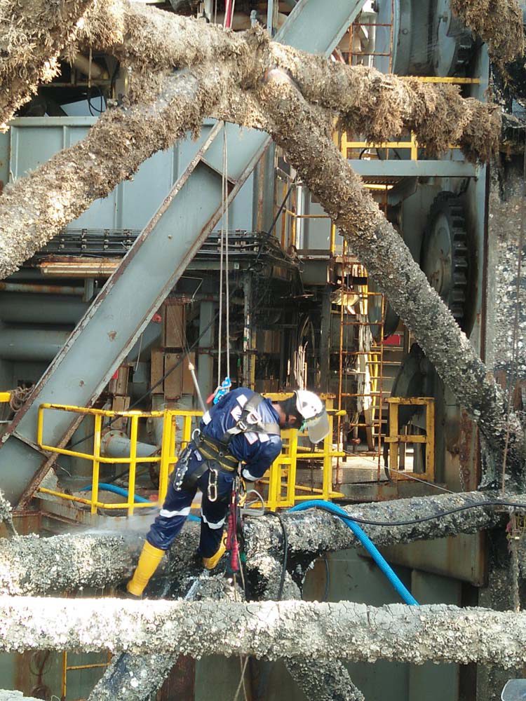 advantage marine services ship maintenance topside underwater steel fabrication engineering others