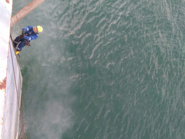 advantage marine services ship maintenance topside underwater steel fabrication engineering others