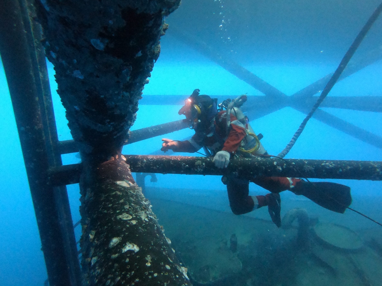 Marine / Diving Advantage Marine Services