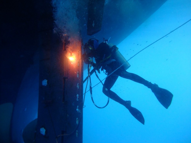 advantage marine services ship maintenance topside underwater steel fabrication engineering others
